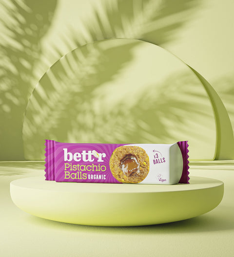 Ekoloģiskas augļu bumbiņas ar pistāciju pildījumu